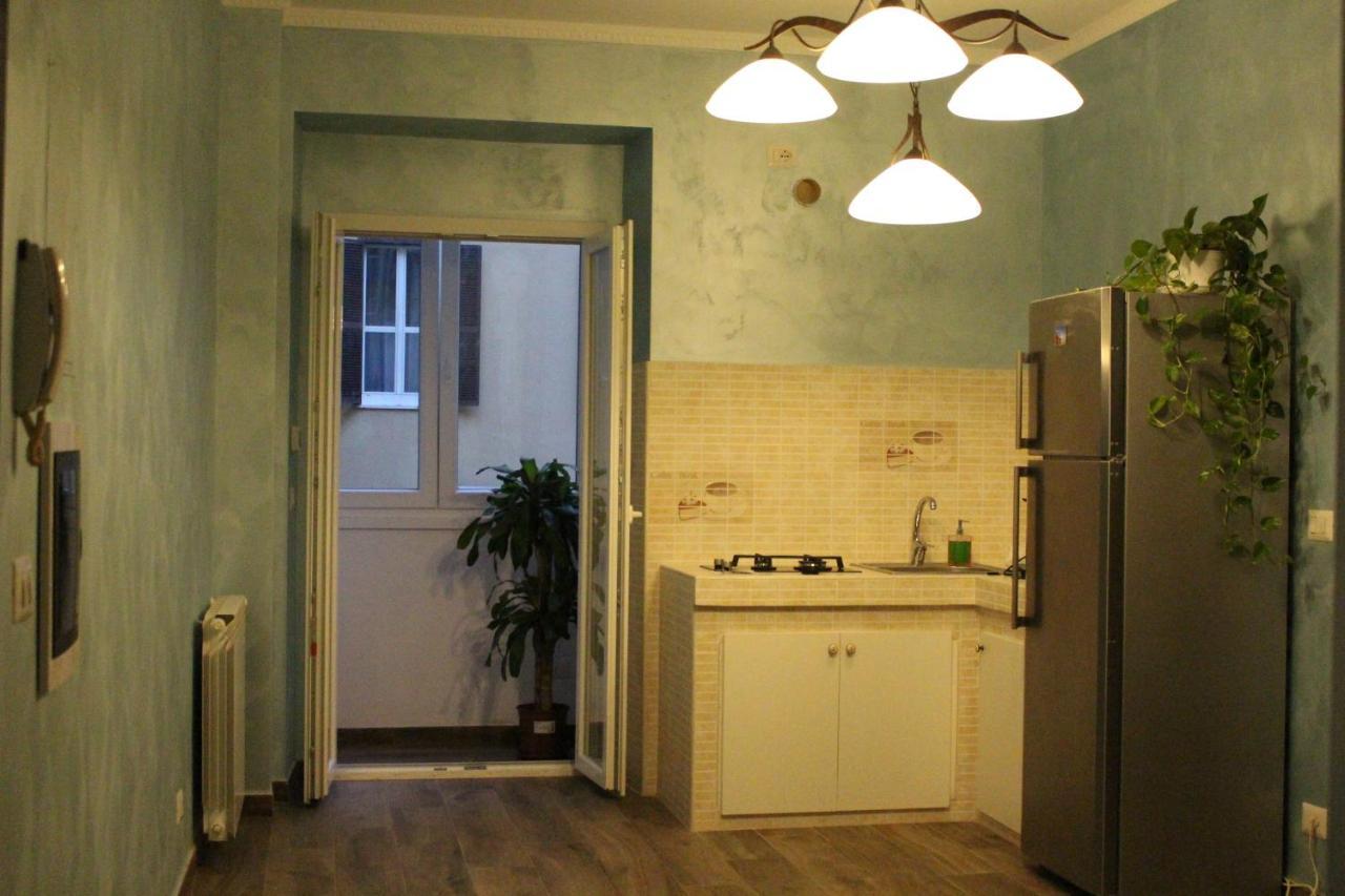 Iris Guest House ローマ エクステリア 写真