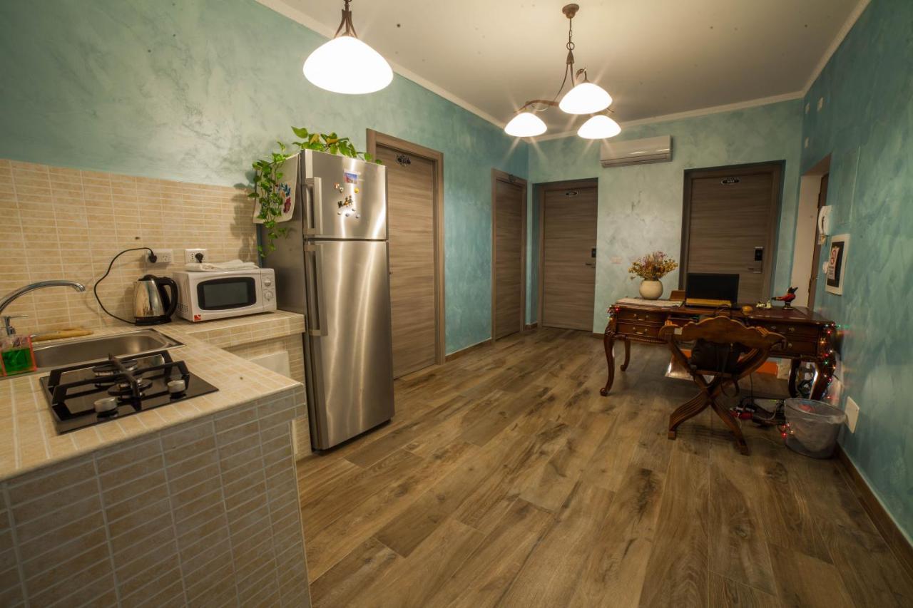 Iris Guest House ローマ エクステリア 写真